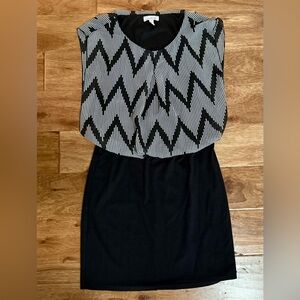 Speechless Black and Gray Sleeveless Sheath Dress